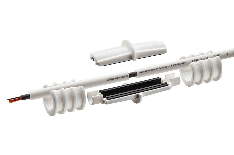 Connettore divisibile EBM per interni per il collegamento di speedpipe occupati per interni.