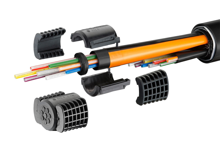 Raccordi per tubi SRV con EZA-t per installazioni pipe-in-pipe.